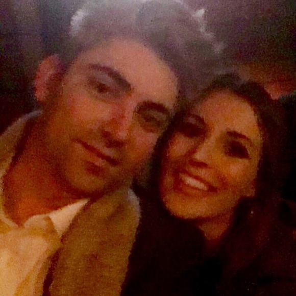 Meet your Posher, Jennifer - Picture 1 of 1